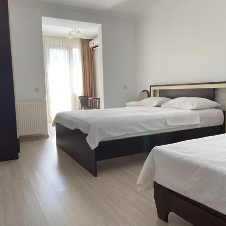 Gulnasi'S Guesthouse Batumi Bagian luar foto
